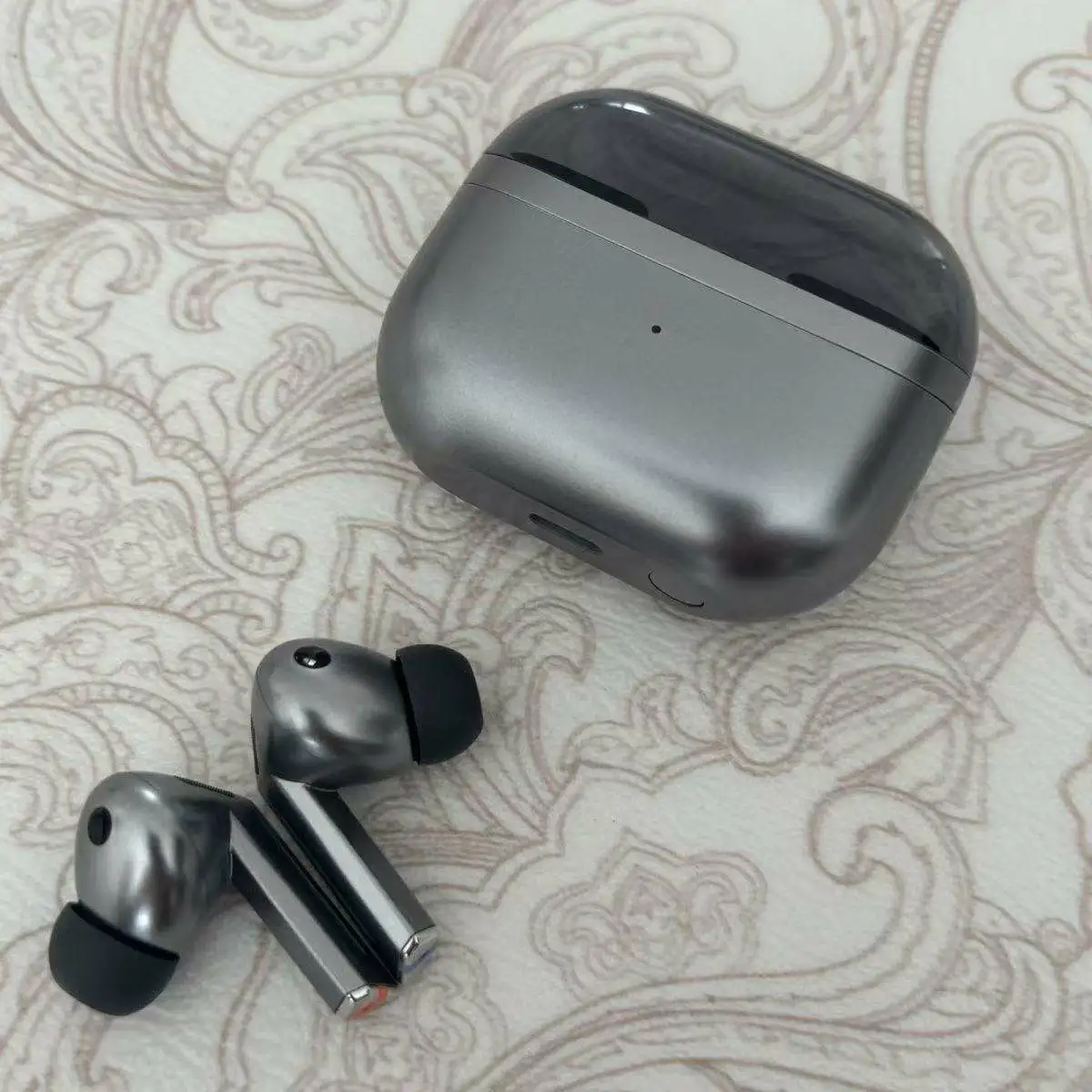 TS-K4 TWS Wireless Earbuds with Case